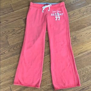 American Eagle Outfitters sweat pants 🌹